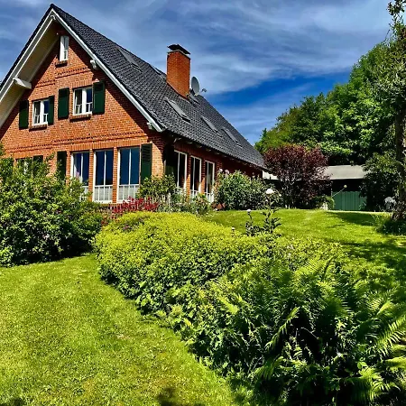 Appartement Fewo Martha - Ein Steinwurf Zum Ostseestrand *