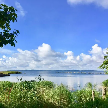 Fewo Martha - Ein Steinwurf Zum Ostseestrand * Glowe